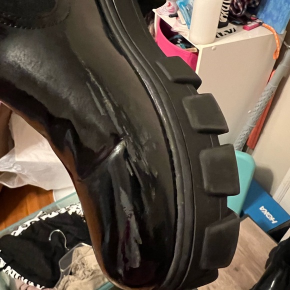 Boots - Picture 2 of 4